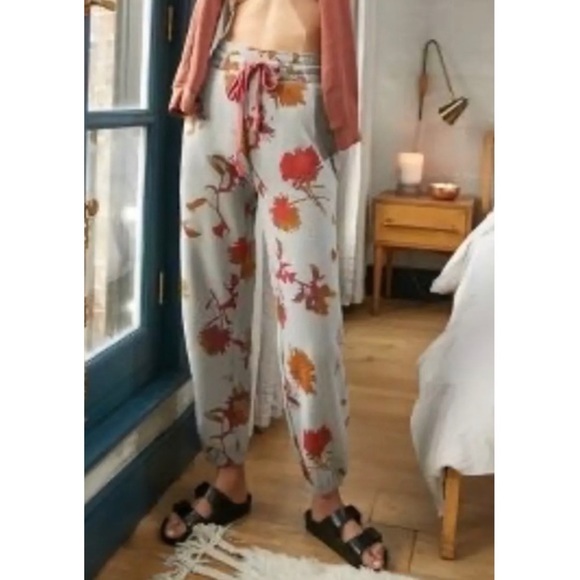Anthropologie Pants - NWT daily practice by Anthropologie Cozy Joggers Sweat pants Grey Floral XSP new